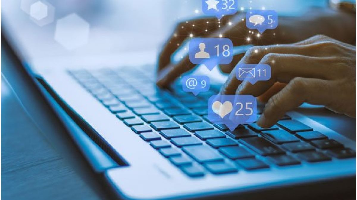 25 Social Media Marketing Statistics for 2021