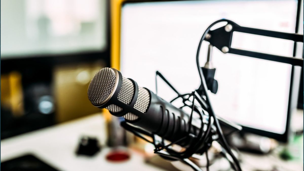 9 Ways to Upgrade Your Podcasting Studio