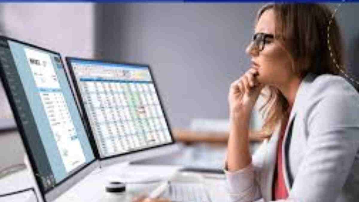 Computer Skills Every Medical Scribe Needs for a Successful Career