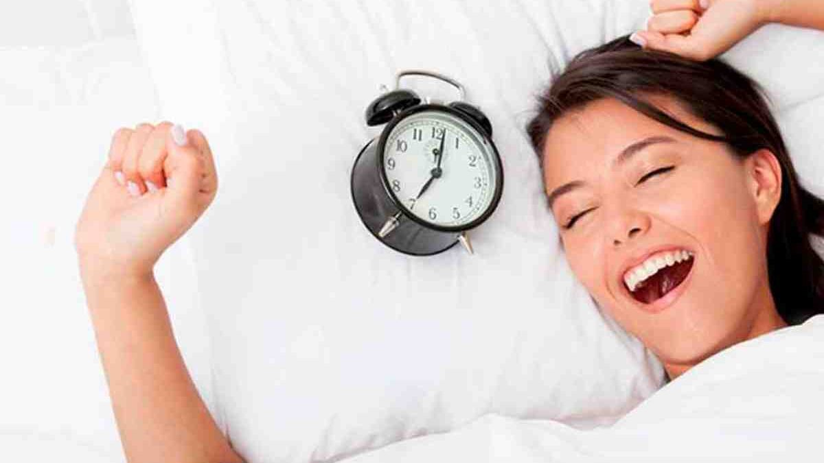 6 Morning People Share their Secrets for Feeling Awake First Thing in the AM
