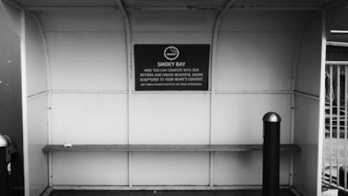 How to Select the Perfect Smoking Shelter Suppliers?